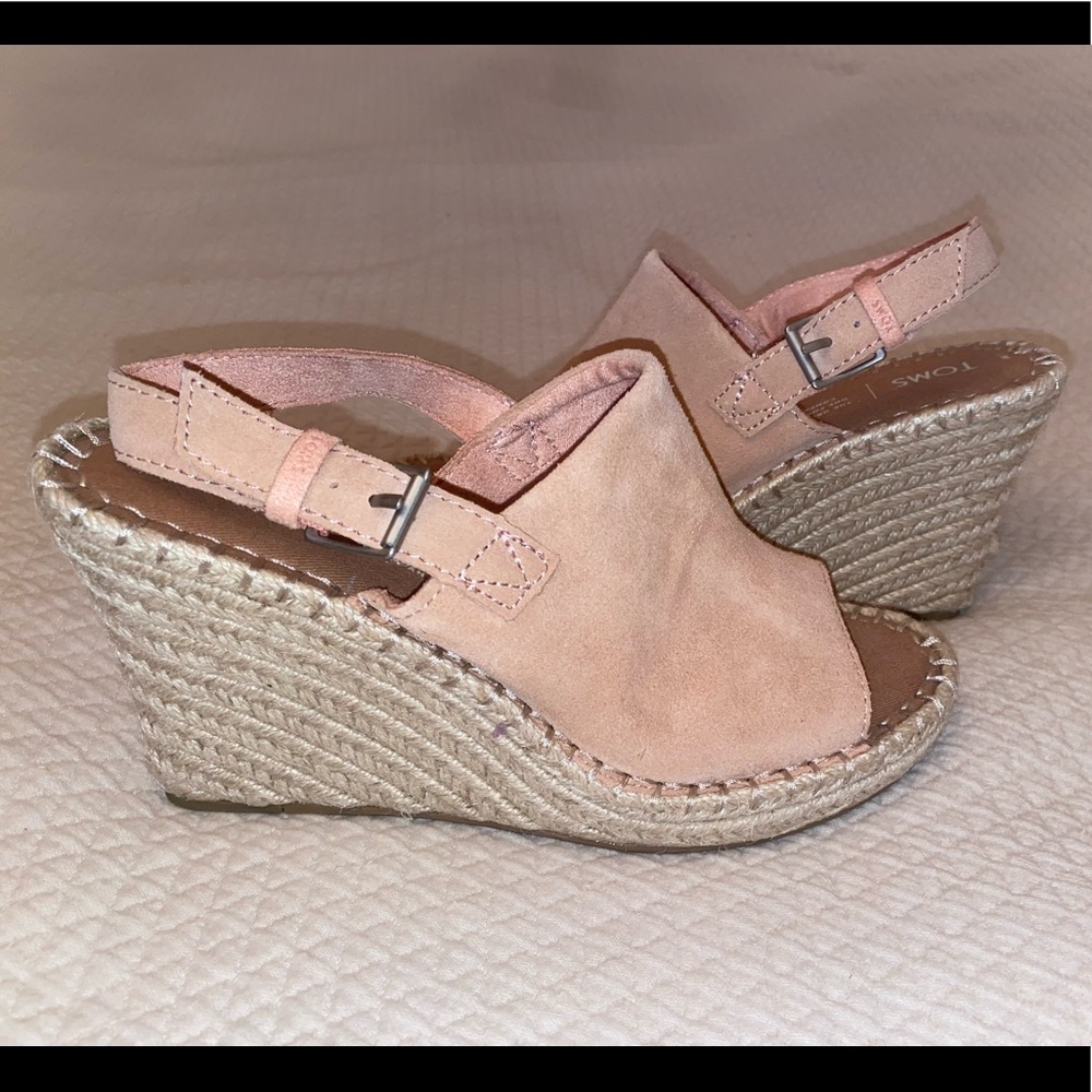 Toms wedges